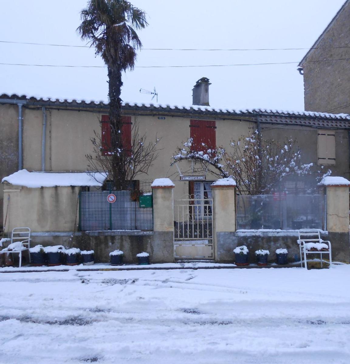 Maison Palmeral Coustaussa Buitenkant foto